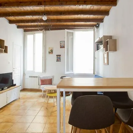 Charming Old Town With Ac And Parking