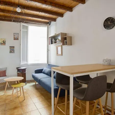 Charming Old Town With Ac And Parking